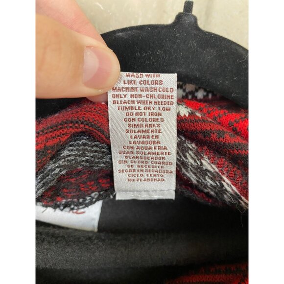 Le Moda Black Poncho With Red & Gray Knit Trim Asymmetrical Style One Size - Picture 5 of 8